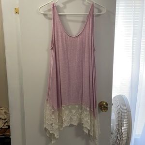 Light pink tank with lace